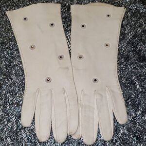 VNTG White Suede Leather Rhinestone Gloves